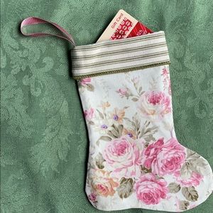 4 Cottage Core, Shabby Chic/Victorian  Mini Christmas Stockings!  NEW!